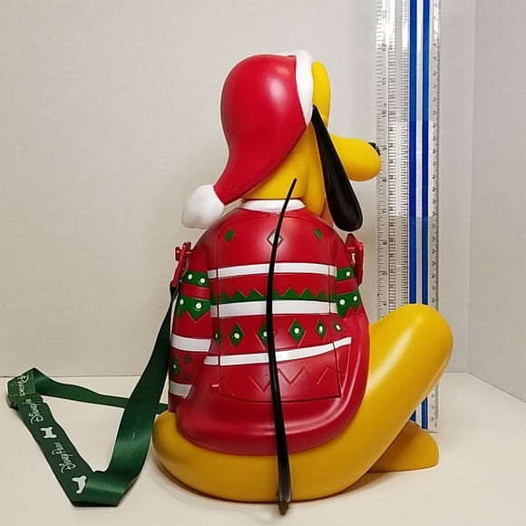 New Disneyland 2018 Holiday Pluto popcorn bucket - Picture 3 of 6